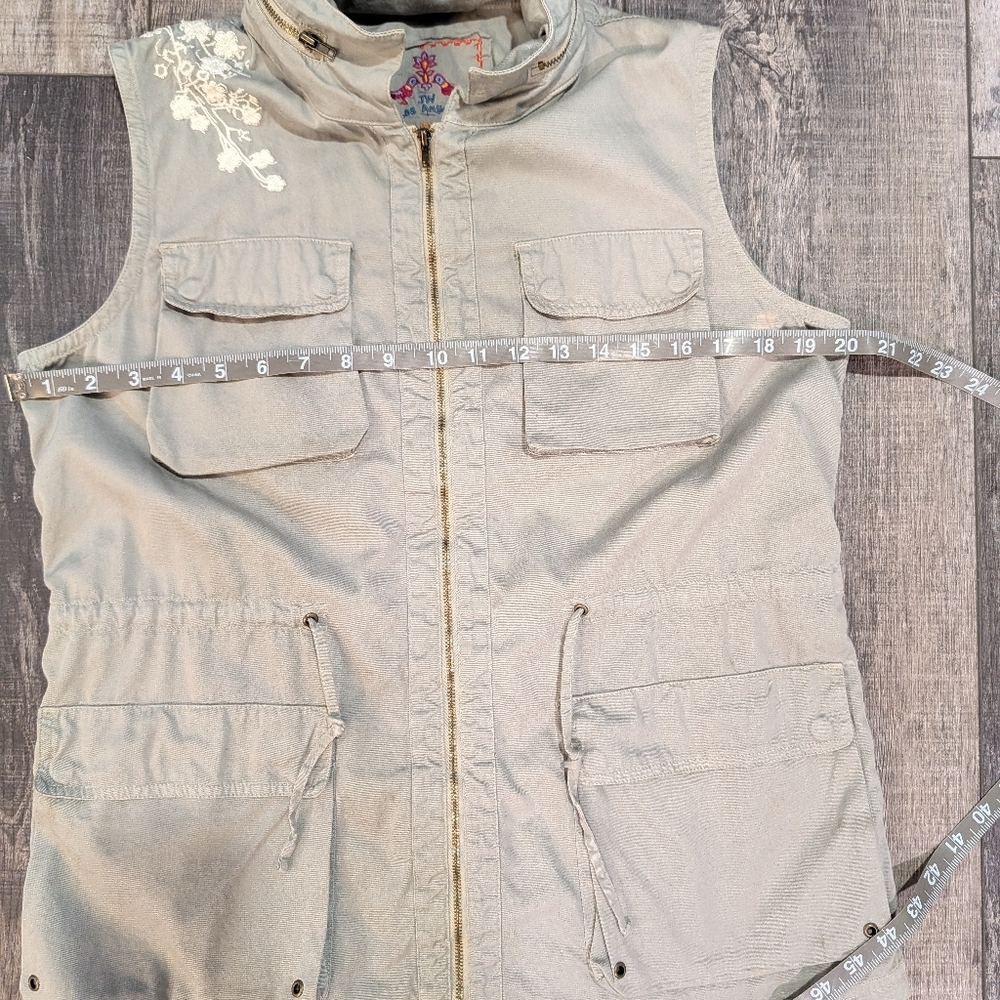 Johnny Was Gray Sleeveless Utility Jacket Sz M - Picture 8 of 11